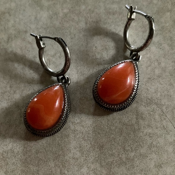 Teardrop red/orange stone earrings - Picture 1 of 5